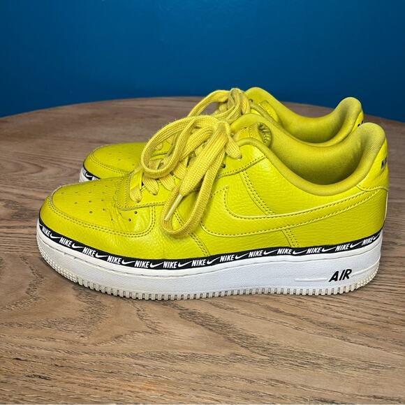 Nike Air Force 1 AF1 Low Women's 8.5 Platform Sneakers Overbranding Citron - Picture 6 of 13